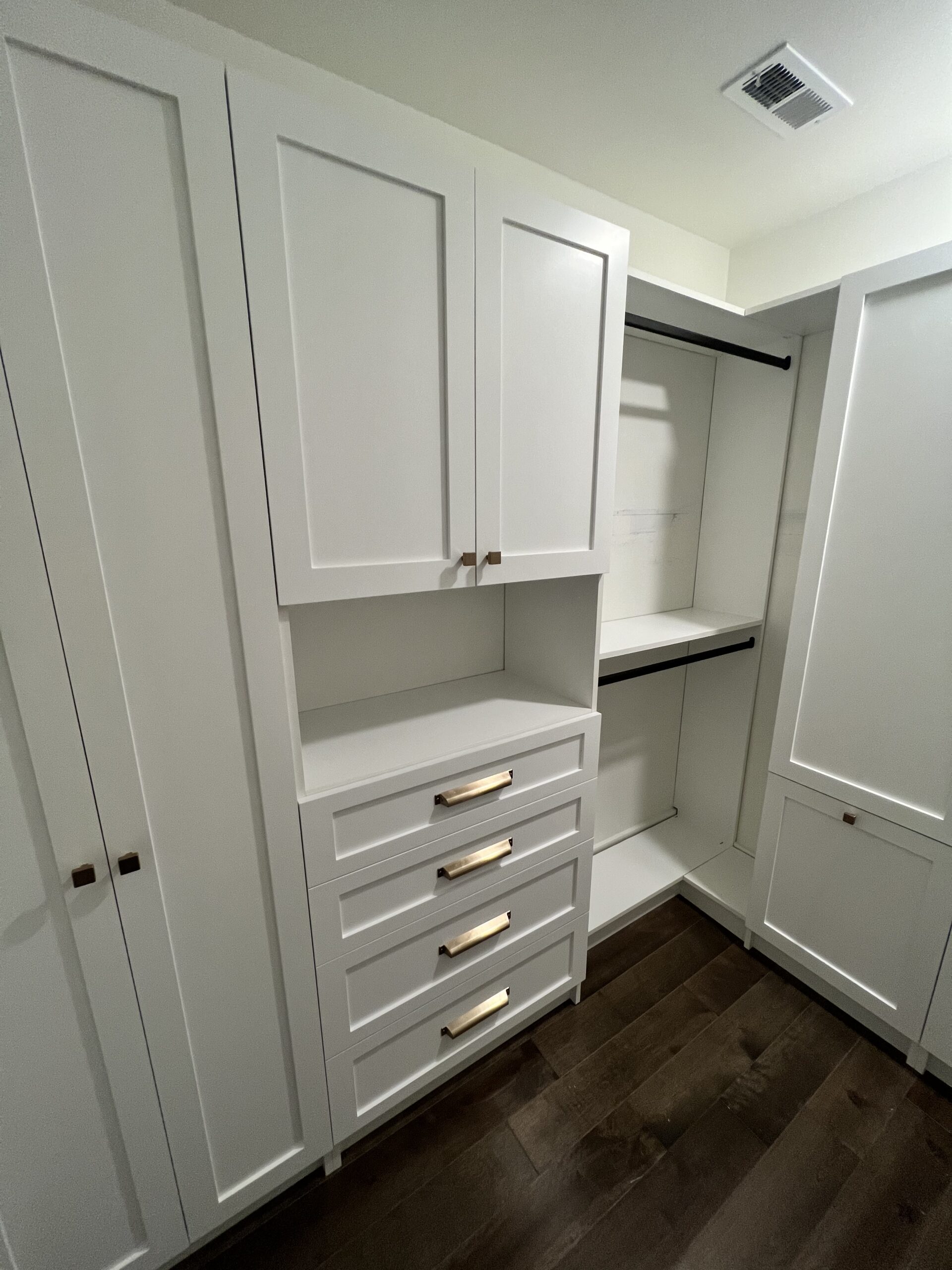Custom Closets in Bucks County Top Closet Designers & Organizers in